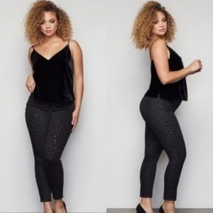 NWT Good American Good Legs Crop Black Foil Size 25